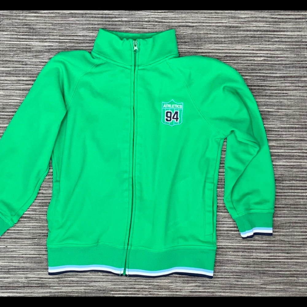 Green zip front sweatshirt jacket.  Boys XL (7X)